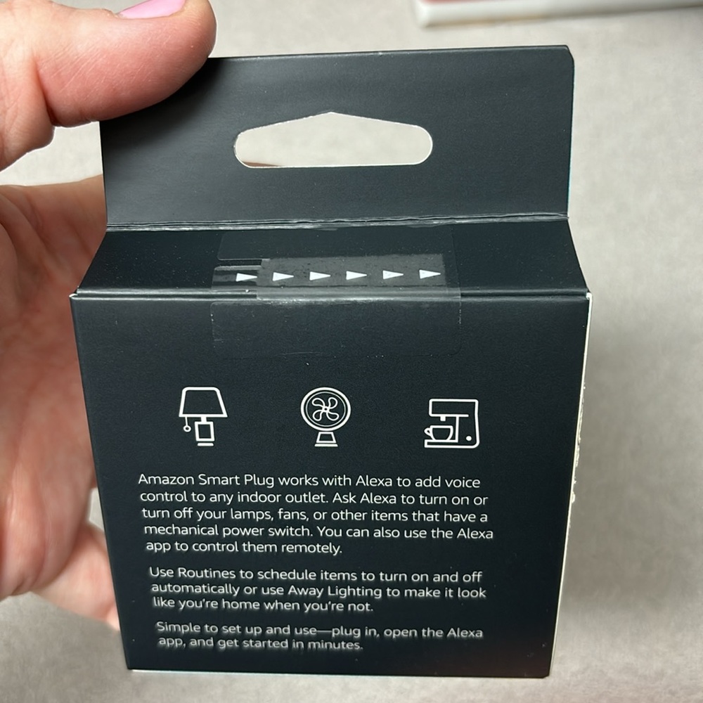 Amazon smart plug - Picture 2 of 3
